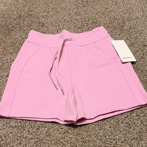 Lululemon scuba high rise short 5” vitapink